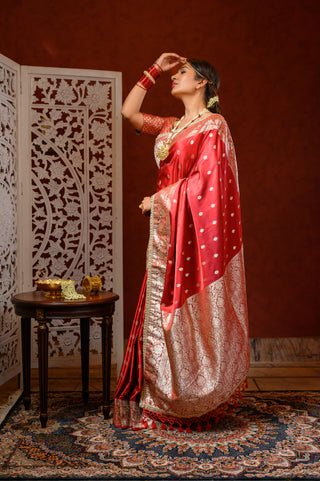 Saree with Blouse (Red)