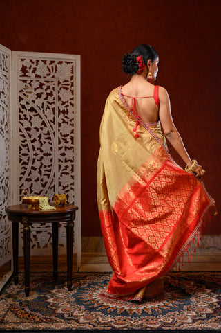 Saree with Blouse (Beige & Red)